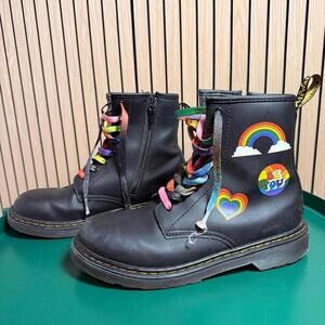 Dr. Martens Junior 1460 For Pride Leather Lace Up Boots (US L 6)